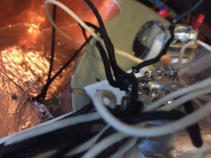 My Strat's volume knob, with the resistor removed